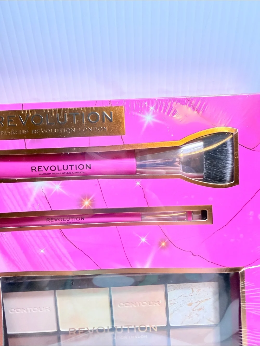 Makeup Revolution all about the contour set NEW